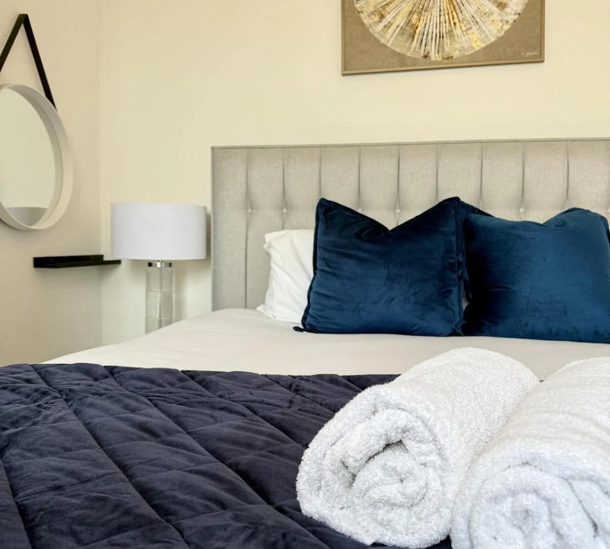City Centre Embankment Apartments Superb Location 카디프