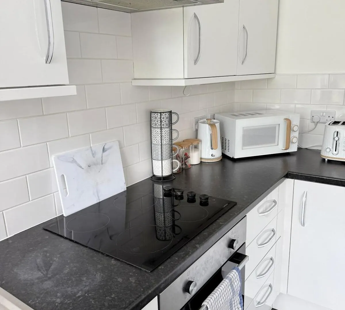 City Centre Embankment Apartments Superb Location 카디프 영국